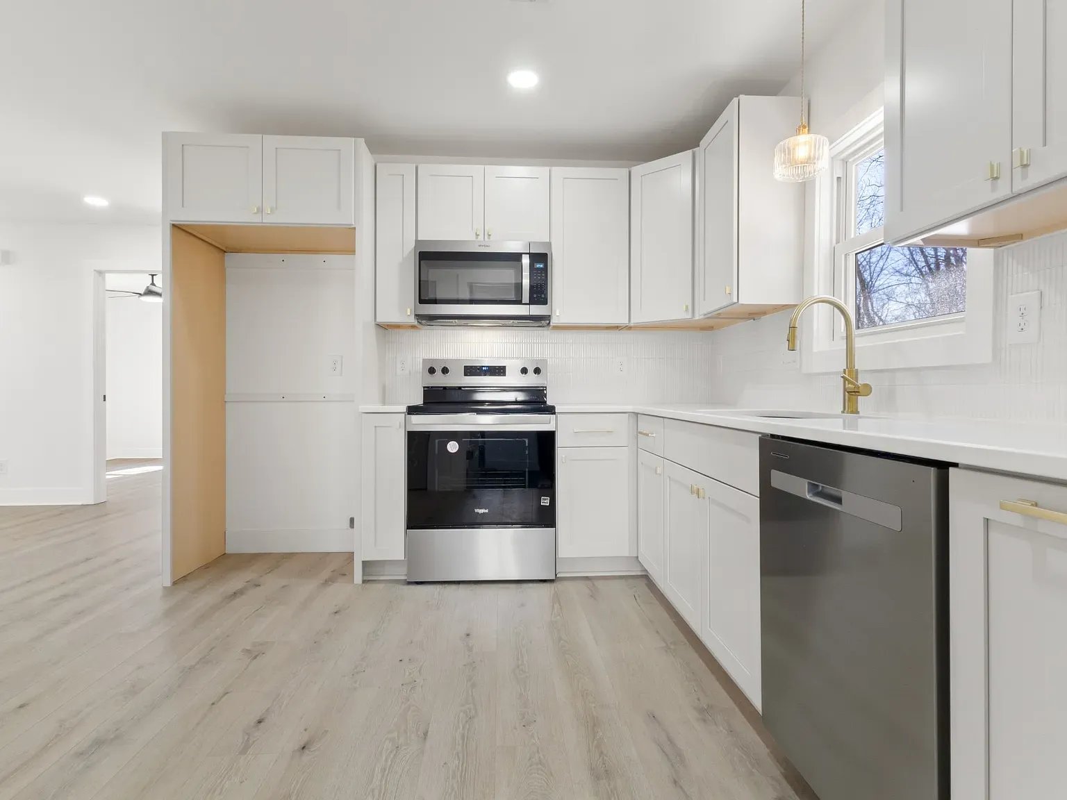 White & Brass Kitchen